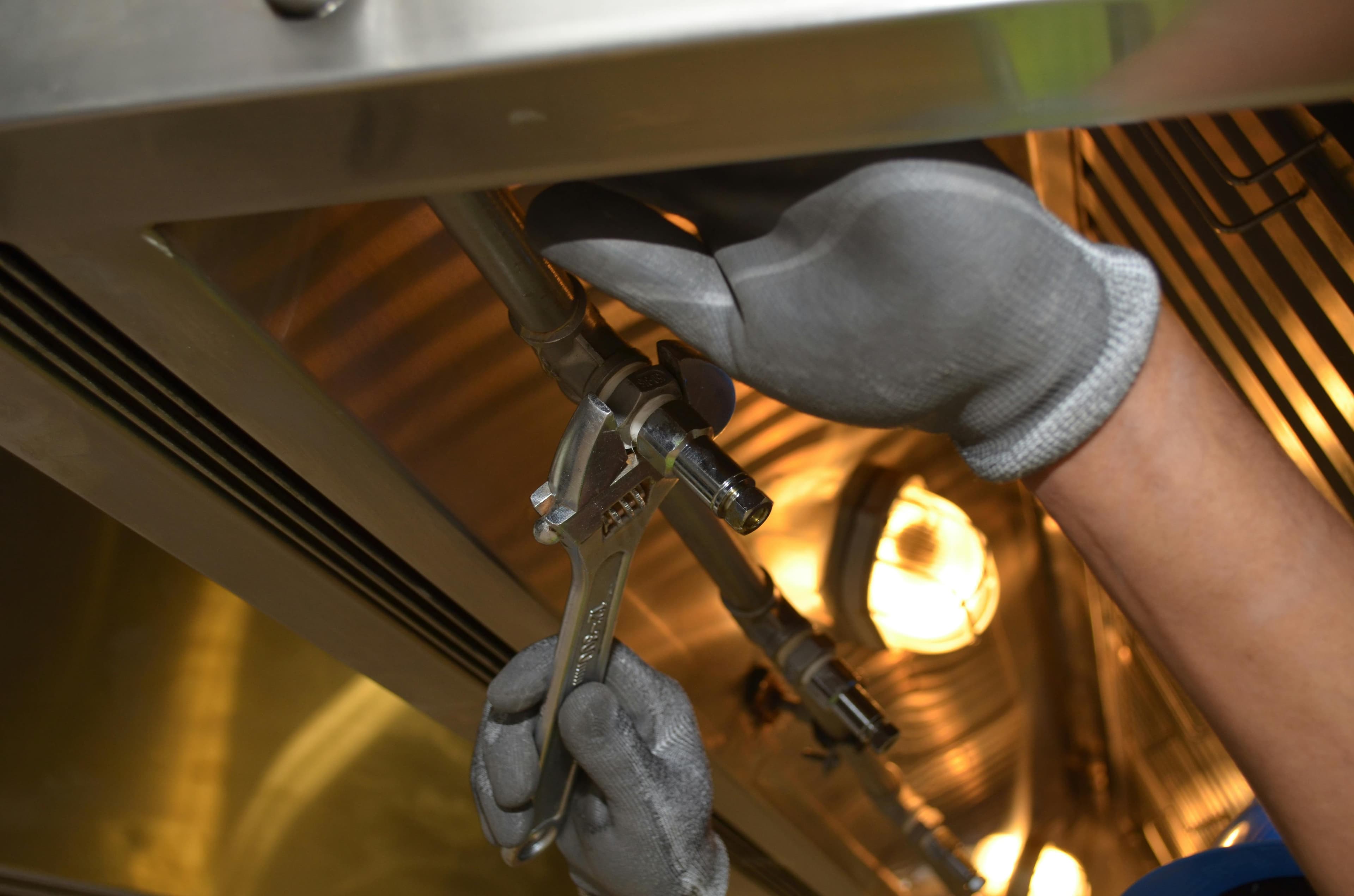 Established Plumbing Company (120+ Years), Large Recurring Client Base