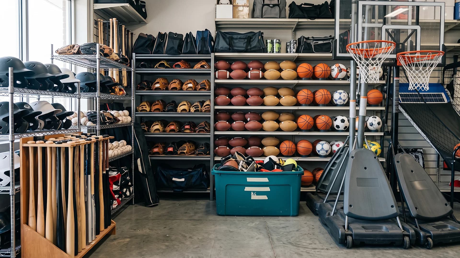 Water sports niche retail, e-commerce